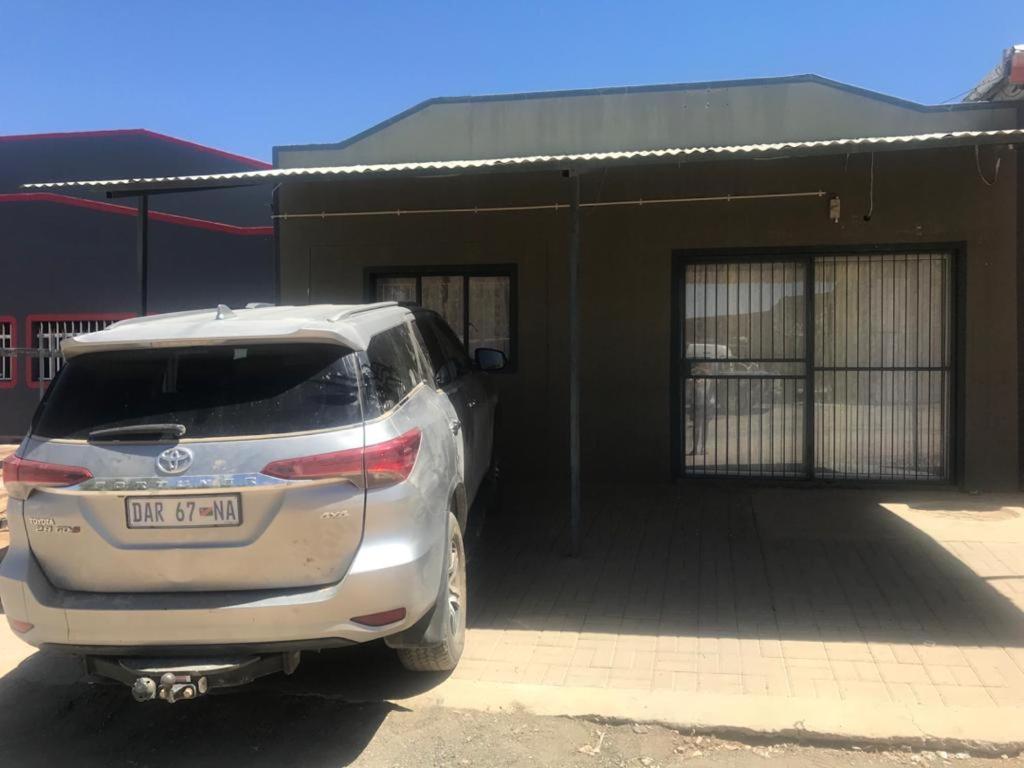 Urbanlife Keetmanshoop Accommodation ภายนอก รูปภาพ