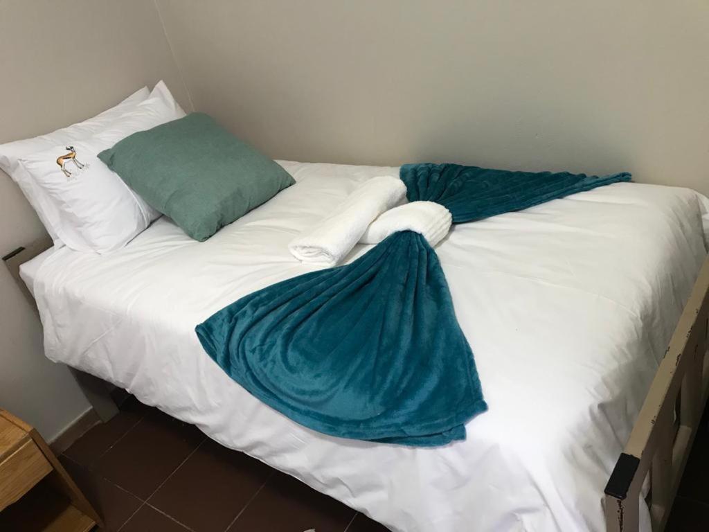Urbanlife Keetmanshoop Accommodation ภายนอก รูปภาพ